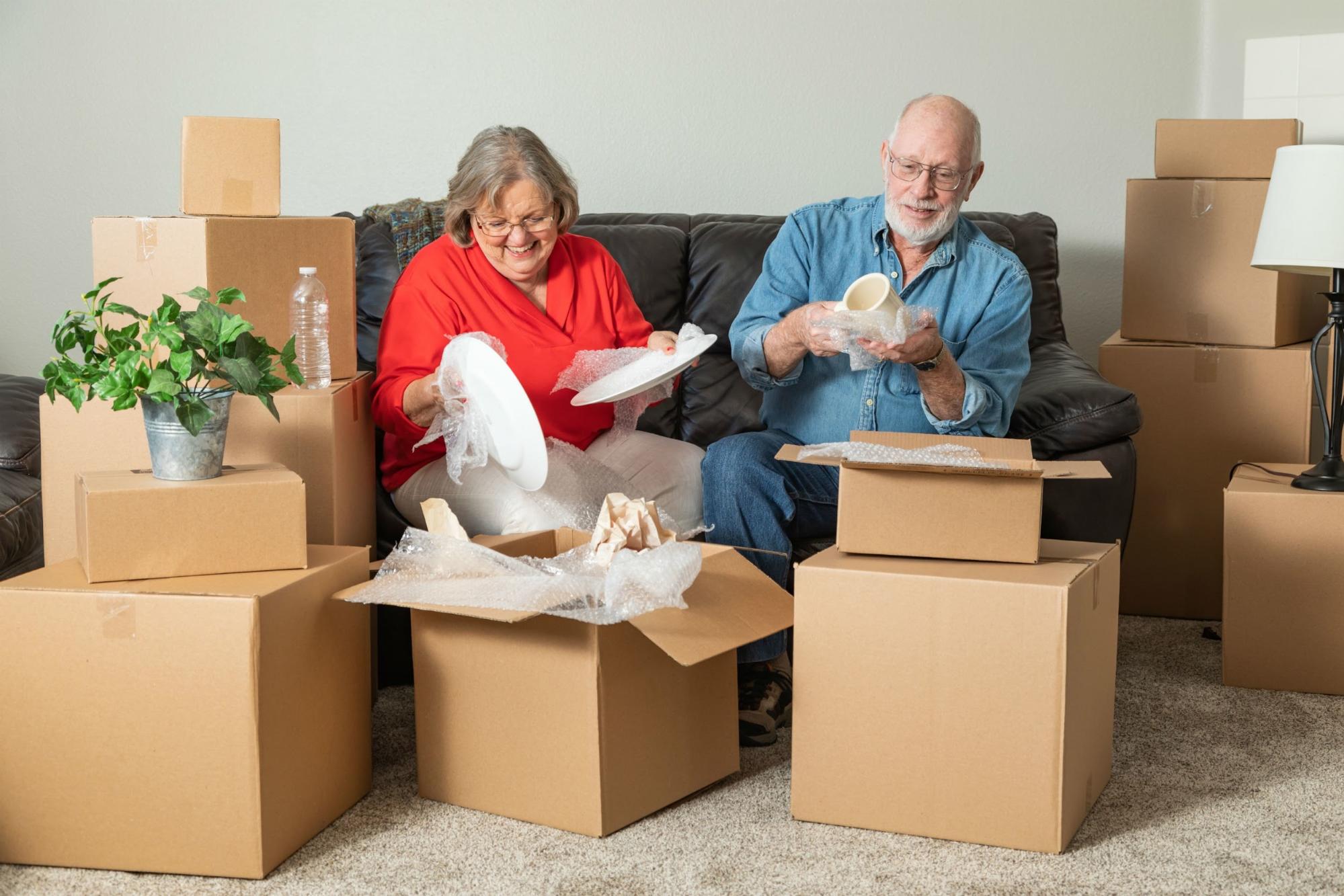 How to Prepare Your Senior Loved One for a Move Into Long-Term Care